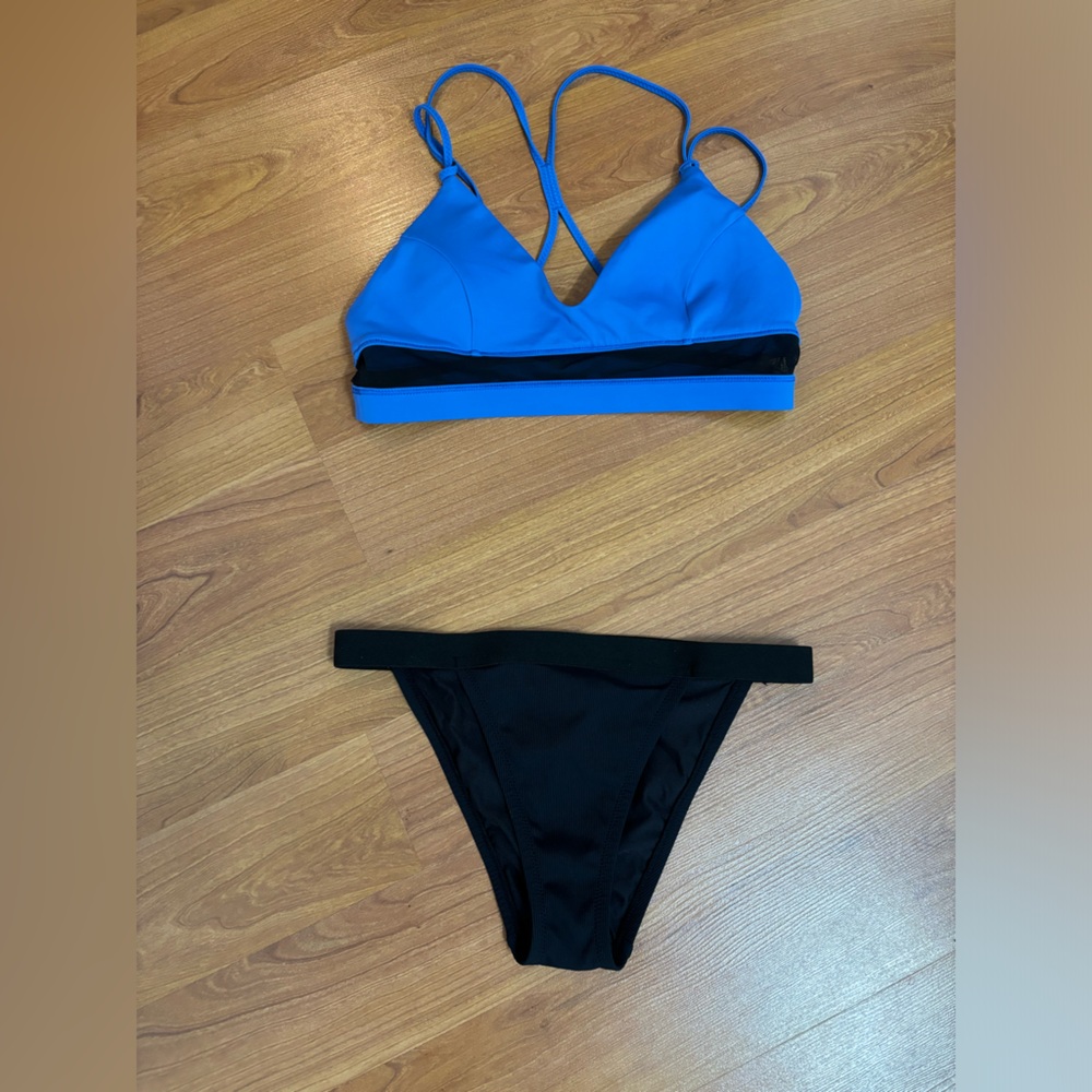 LULULEMON Go With The Flow Swim Top and LOLE Havana Bikini Bottoms
